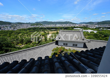 國寶姬路城小天守閣與砲樓走廊內景 109055424