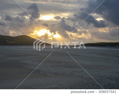 Beautiful sunset at Portnoo Narin beach in County Donegal - Ireland 109057381