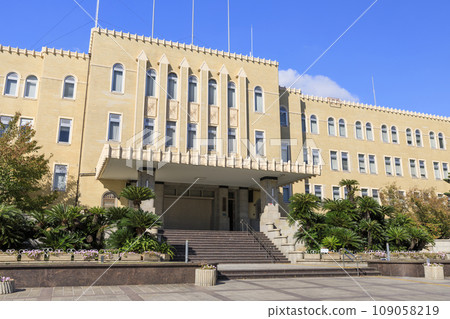 Wakayama City, Wakayama Prefecture Wakayama Prefectural Office in autumn Wakayama City, Wakayama Prefecture Wakayama Prefectural Office in autumn 109058219