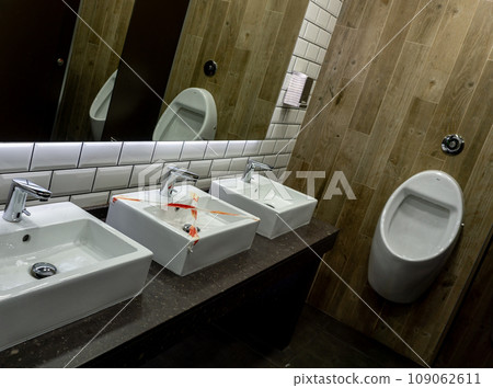 Public Restrooms 109062611