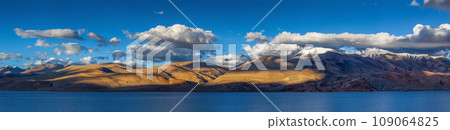 Panorama of Himalayan lake Tso Moriri in Himalayas on sunset, Korzok, Ladakh, India 109064825