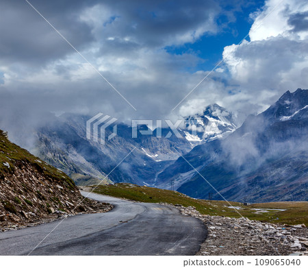 Road in Himalayas. Rohtang La pass, Himachal Pradesh, India 109065040