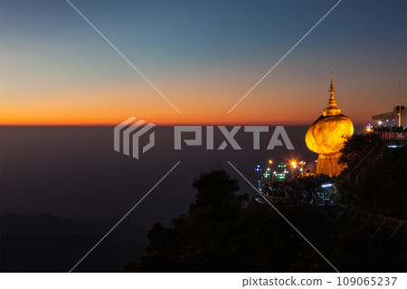 Golden Rock - Kyaiktiyo Pagoda - famous Myanmar landmark, Buddhist pilgrimage site and tourist attraction, Myanmar 109065237