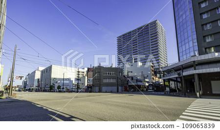 Toyama City Nishimachi Intersection Toyama City, Toyama Prefecture 109065839