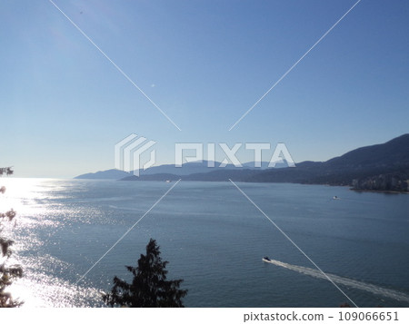 海洋和小船 109066651