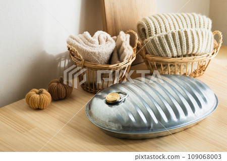 hot water bottle hot water bottle 109068003