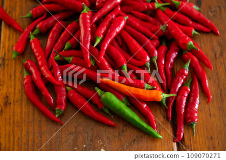 Kagawa Hontaka raw chili pepper Kagawa Hontaka raw chili pepper 109070271