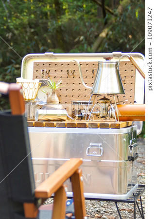 stylish camping 109071247