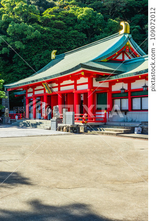 Akama Shrine worship hall in Shimonoseki City, Yamaguchi Prefecture Akama Shrine worship hall in Shimonoseki City, Yamaguchi Prefecture 109072012