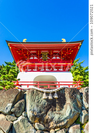 Akama Jingu Shrine Suitenmon in Shimonoseki City, Yamaguchi Prefecture 109072021
