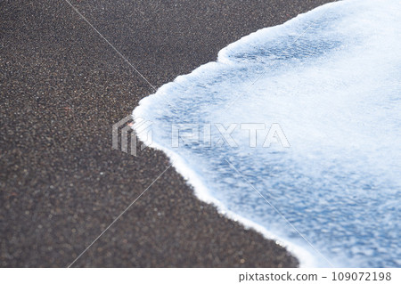 black volcanic sand black volcanic sand 109072198