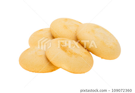 cookies with cream isolated cookies with cream isolated 109072360