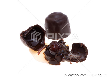 chocolate candy with cherry isolated chocolate candy with cherry isolated 109072393