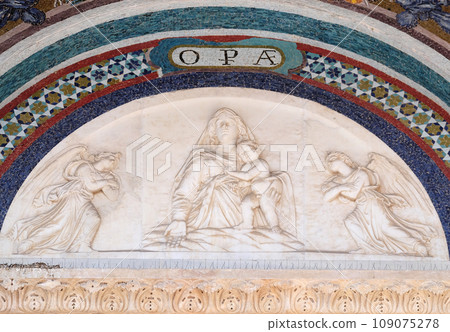 Madonna with the Child, by Andrea Gurdi lunette over the portal of Cathedral in Pisa, Italy. Unesco World Heritage Site Madonna with the Child, by Andrea Gurdi lunette over the portal of Cathedral in Pisa, Italy. Unesco World Heritage Site 109075278