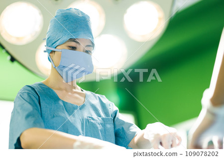 手術圖像 109078202