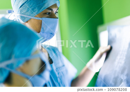 Surgical image 109078208