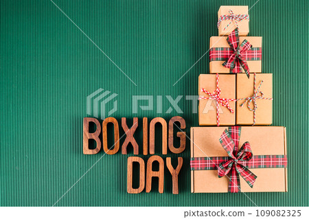 Boxing day sale seasonal promotion background 109082325