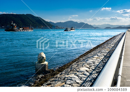 山口縣下關市壇浦町的立石稻荷神社，參拜對象（烏帽） 109084389