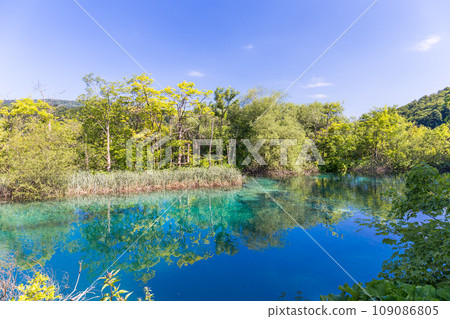 Plitvice Lakes National Park 109086805