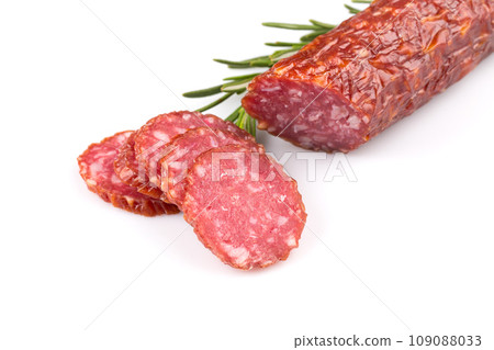 sliced salami 109088033