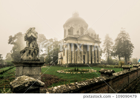 Roman Catholic church Exaltation of the Holy and St. Joseph, Lviv 109090479