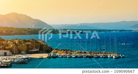 yachts parking at pier 109090667
