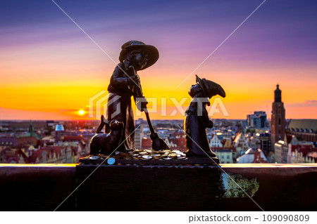 Witches Tekla and Martynka on the Penitents Bridge between towers of St. Mary Magdalene's Church 109090809