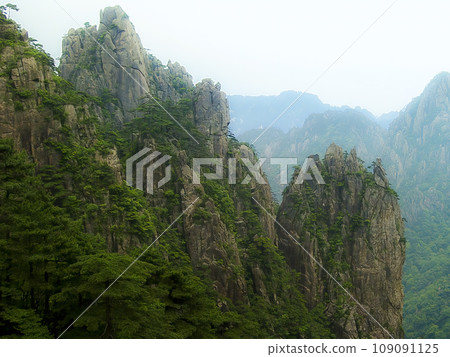 黃山與北海風景區景觀 / 黃山, 中國 黃山與北海風景區景觀 / 黃山, 中國 109091125