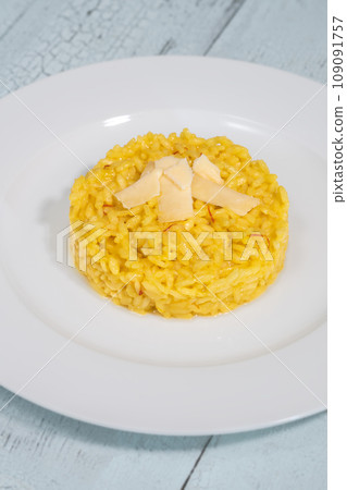 Portion of risotto Portion of risotto 109091757