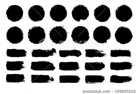 Brush round strokes. Abstract round brushstrokes with splatter, paint and dry brushmarks for watercolor graffiti and dry brush art. Vector isolated set Brush round strokes. Abstract round brushstrokes with splatter, paint and dry brushmarks for watercolor graffiti and dry brush art. Vector isolated set 109095026