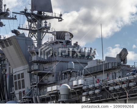 美國級兩棲攻擊艦「美國號」的艦橋 美國級兩棲攻擊艦「美國號」的艦橋 109099268