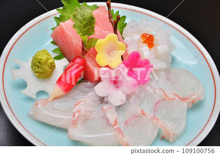 各種美味的生魚片 各種美味的生魚片 109100756
