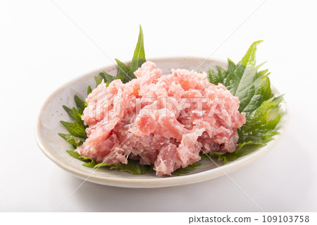 粗磨鮪魚塔塔基配藍鰭鮪魚 109103758