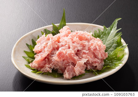 粗磨鮪魚塔塔基配藍鰭鮪魚 109103763