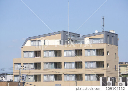 小公寓屋頂塔 109104132