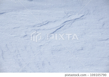 Wind and snow patterns on the Otsu coast in midwinter, Hokkaido 109105790