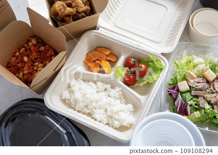 小狗袋，裝滿食物的午餐盒 109108294