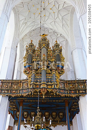 Pipe organ in St. Mary's Church, Gdańsk Pipe organ in St. Mary's Church, Gdańsk 109108405