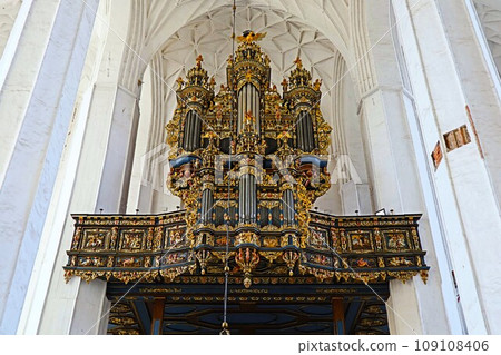 Organ in St. Mary's Church, Gdańsk Organ in St. Mary's Church, Gdańsk 109108406