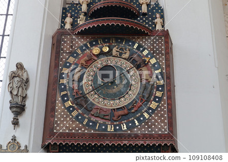 Clock of St. Mary's Church, Gdańsk Clock of St. Mary's Church, Gdańsk 109108408