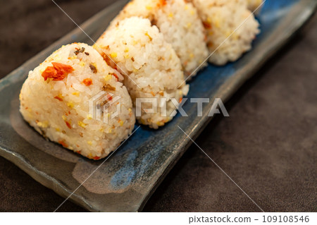 4個什錦飯糰 4個什錦飯糰 109108546