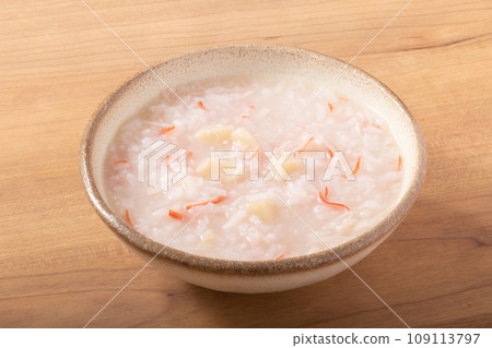 Scallop and crab stick porridge Scallop and crab stick porridge 109113797