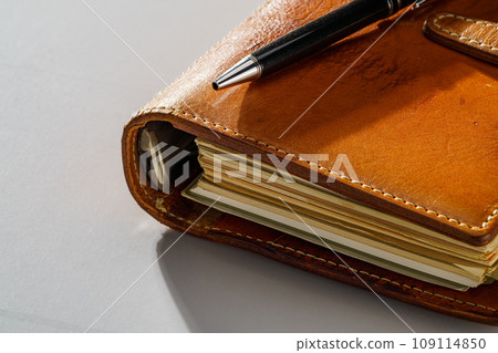 System notebook and pen System notebook and pen 109114850