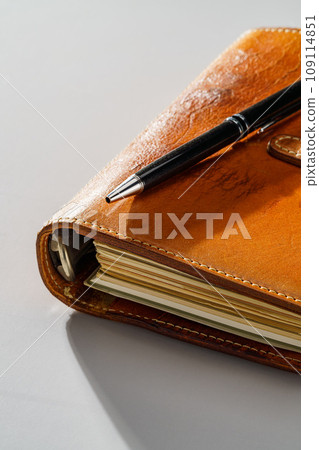 System notebook and pen System notebook and pen 109114851
