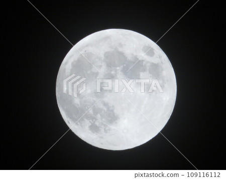 白色滿月 白色滿月 109116112