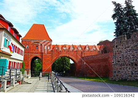 Toruń, old town walls Toruń, old town walls 109116342