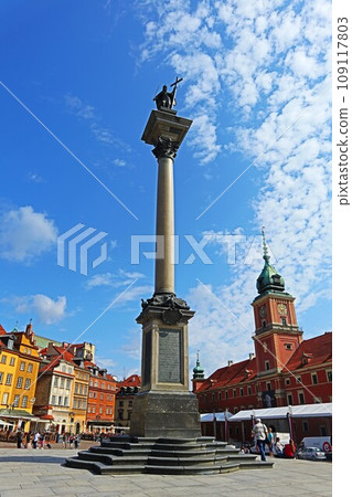 Monument to the Royal Hall, Warsaw Monument to the Royal Hall, Warsaw 109117803