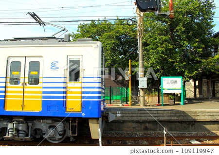 越前鐵道停靠三國港站 109119947