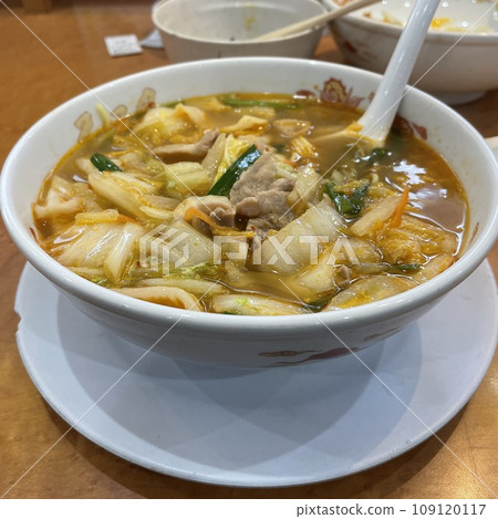 天理耐力拉麵總店 天理耐力拉麵總店 109120117