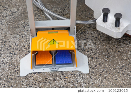 Press Brake Foot Pedals Press Brake Foot Pedals 109123015